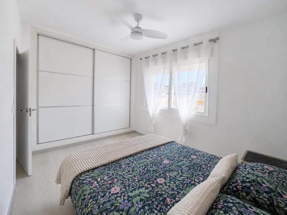 Brisa de Playa Gandía - 1 Min de la Playa Apartment in Safor