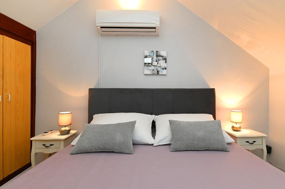 Oleander Apartments Split Apartment in Split