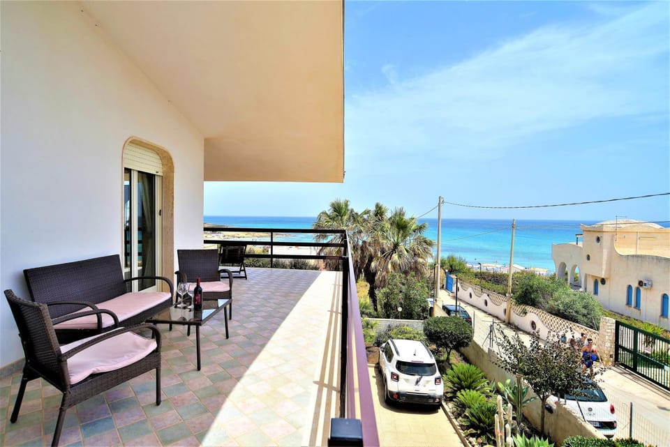 Balcony/Terrace, Balcony/Terrace, Dining area, Sea view