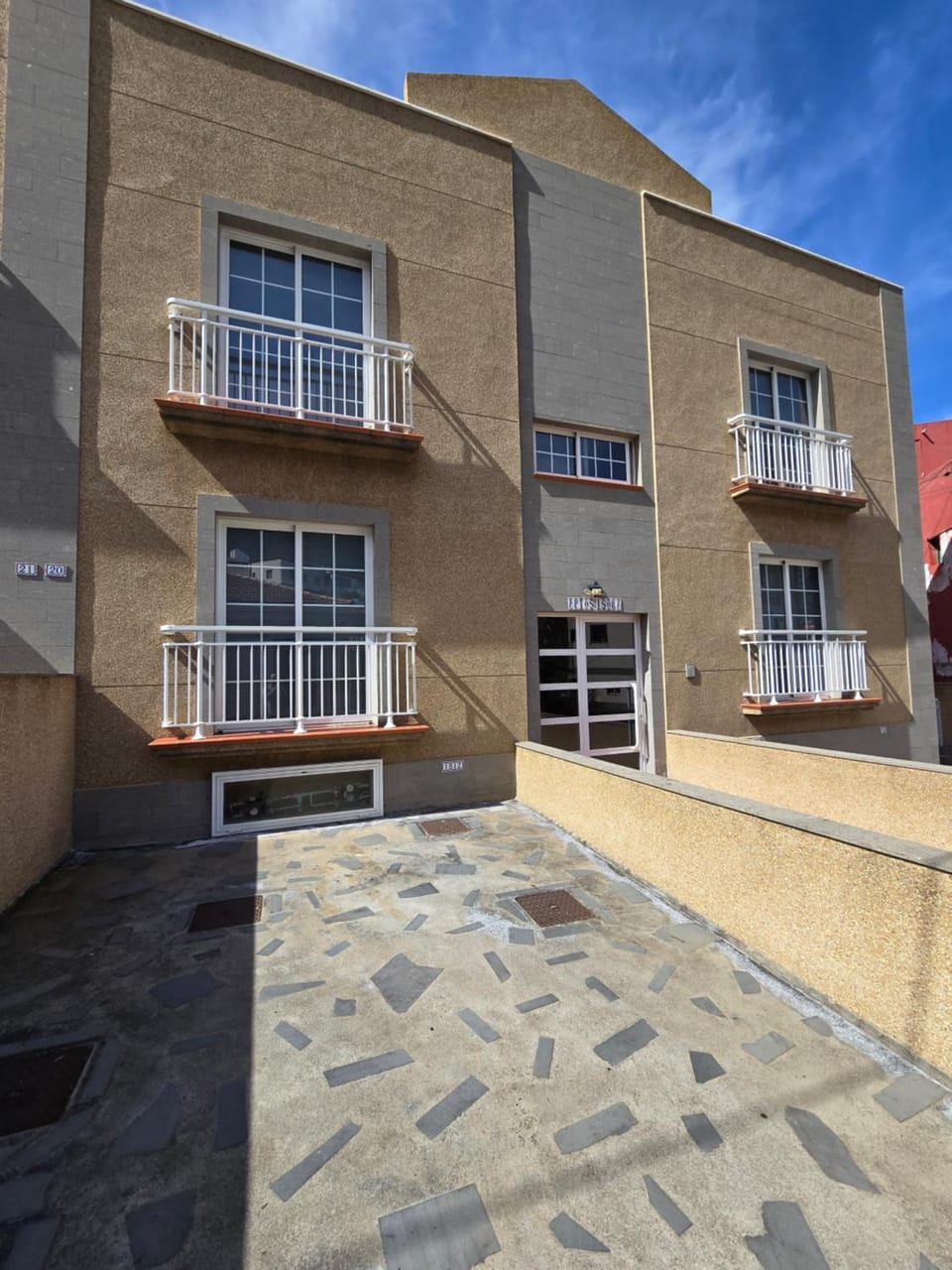 Property building, Day