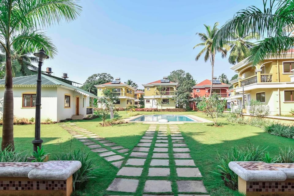 Garden, Swimming pool, Swimming pool