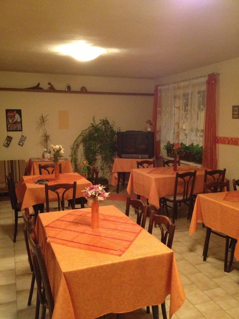 Restaurant/places to eat