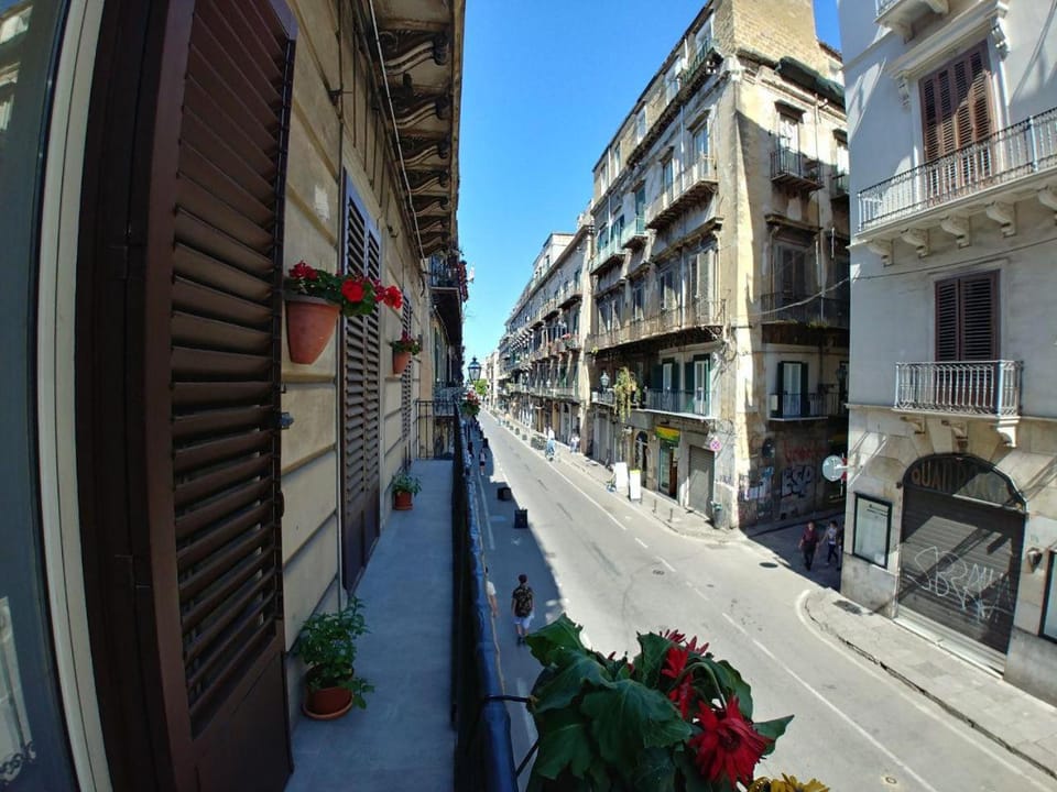 Cassaro Antico Apartment in Palermo