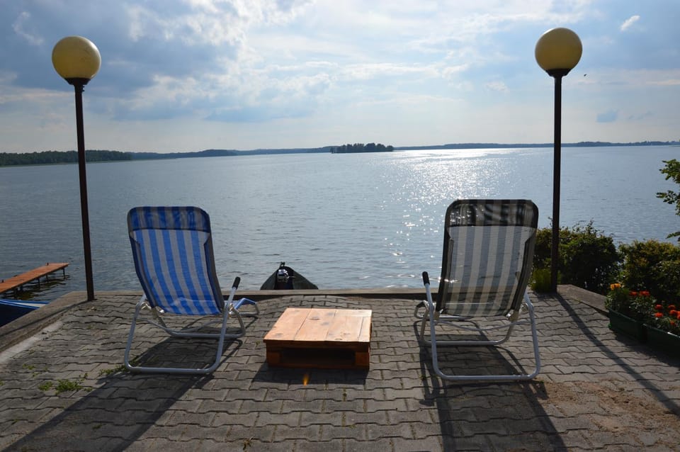 Balcony/Terrace, Beach, Lake view