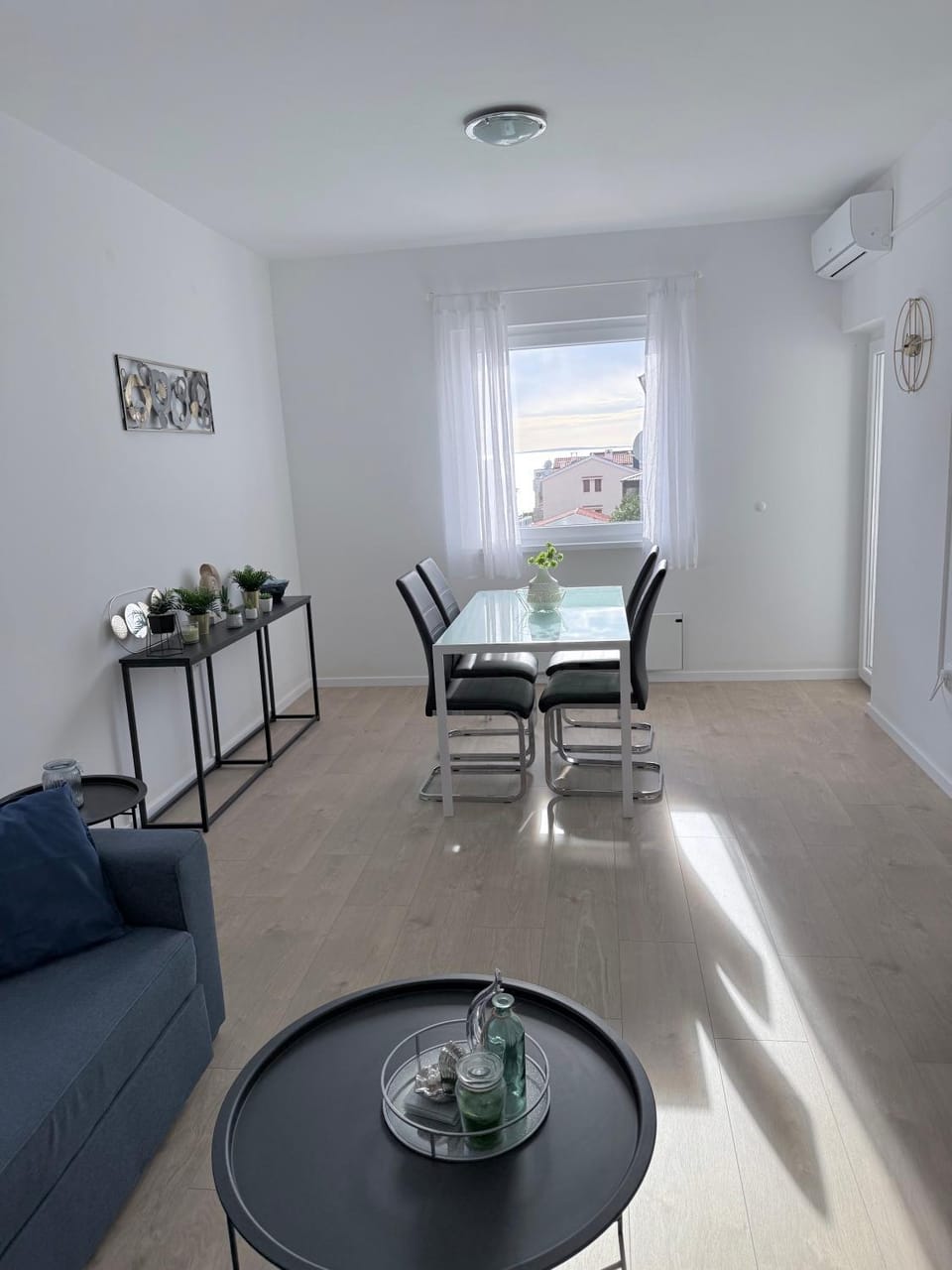 Mirela modern apartment near the beach, Novalja Apartment in Novalja