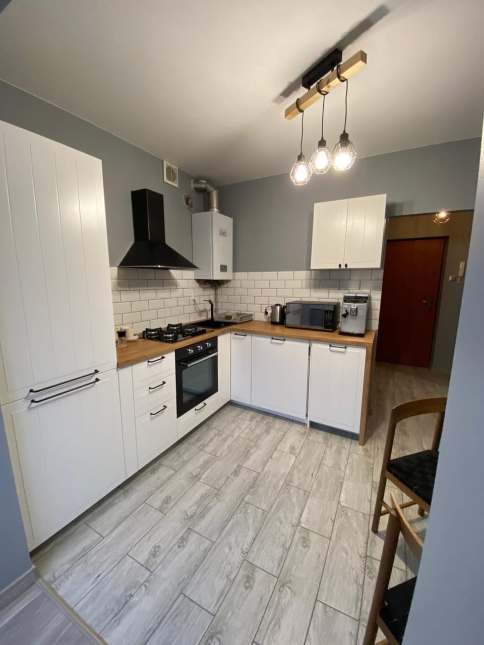 Kitchen or kitchenette, Dining area, dishwasher, oven, stove