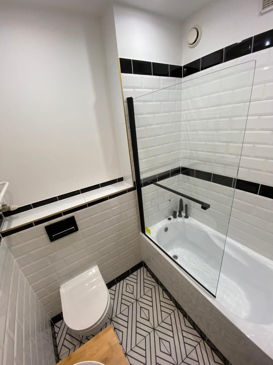 Shower, Bath, towels