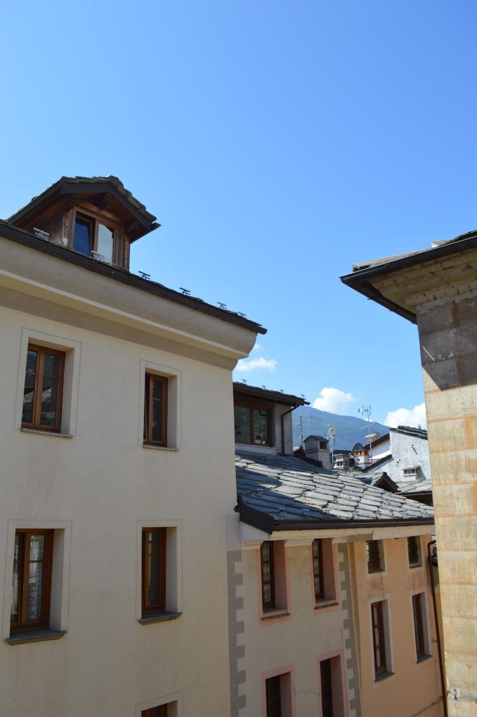 Neighbourhood, City view, Street view
