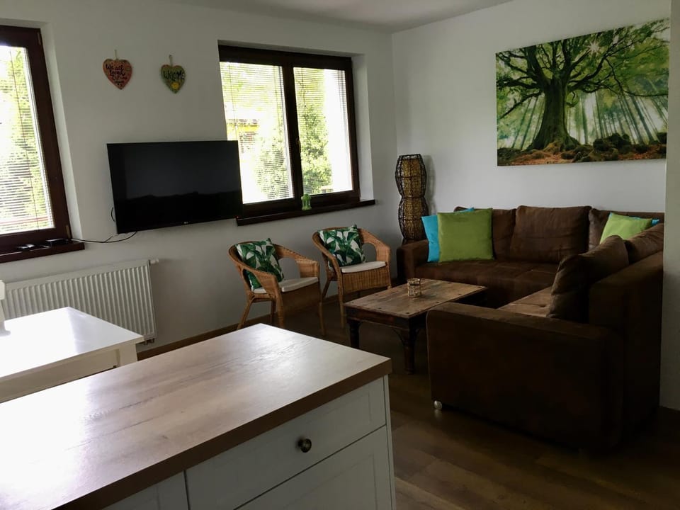 Living room, Garden view, Mountain view