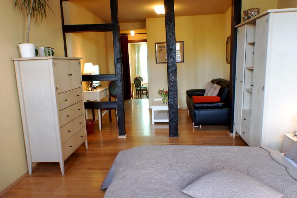 Living room, Bedroom