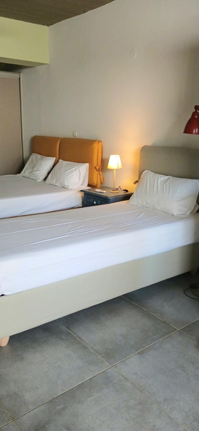 Nicole's Cave Studio House in Messenia