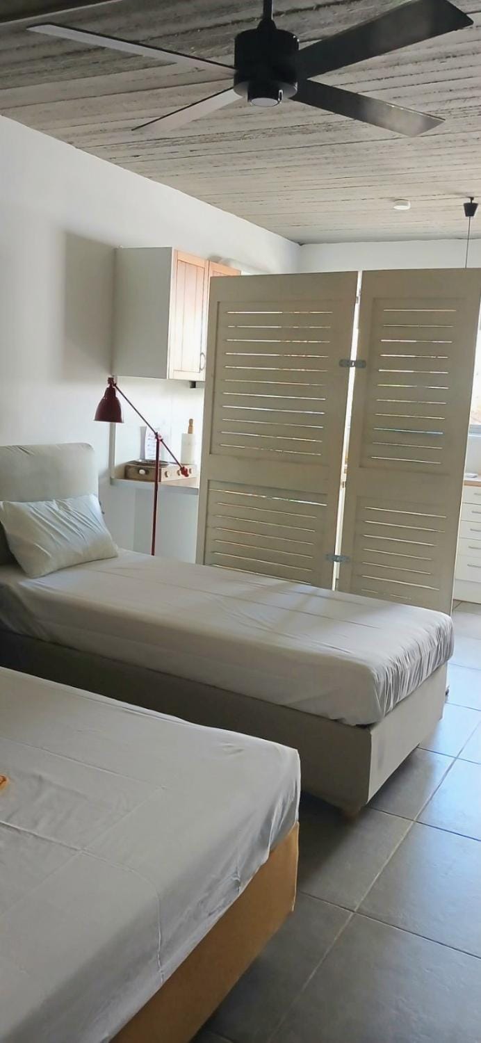 Nicole's Cave Studio House in Messenia