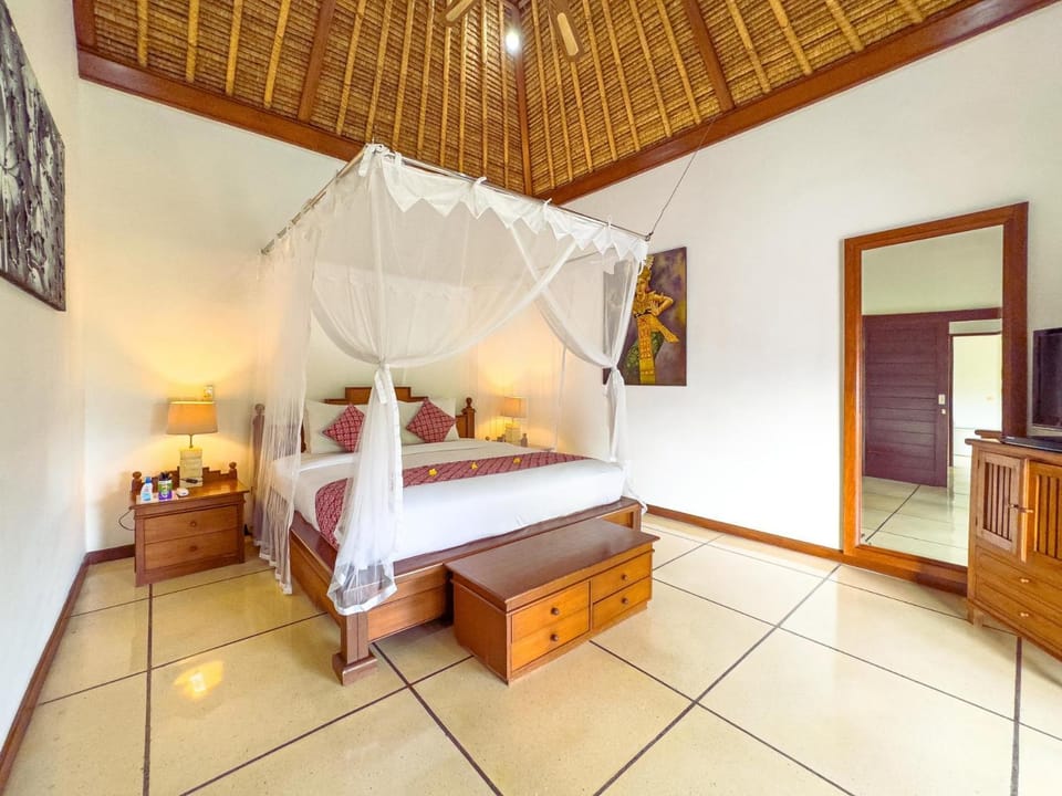 Villa Bugis Kayu Aya Seminyak Villa in Kuta