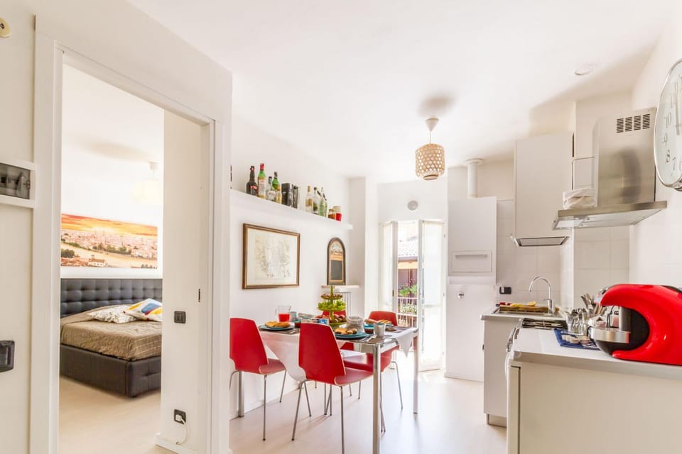 Kitchen or kitchenette, Living room, Seating area, Dining area, minibar, oven, pet friendly, stove, toaster