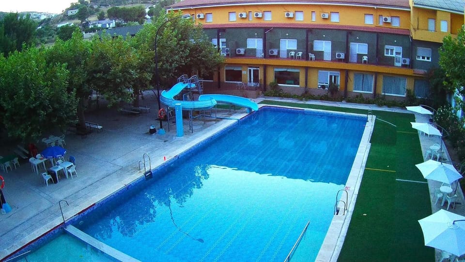 Property building, Swimming pool