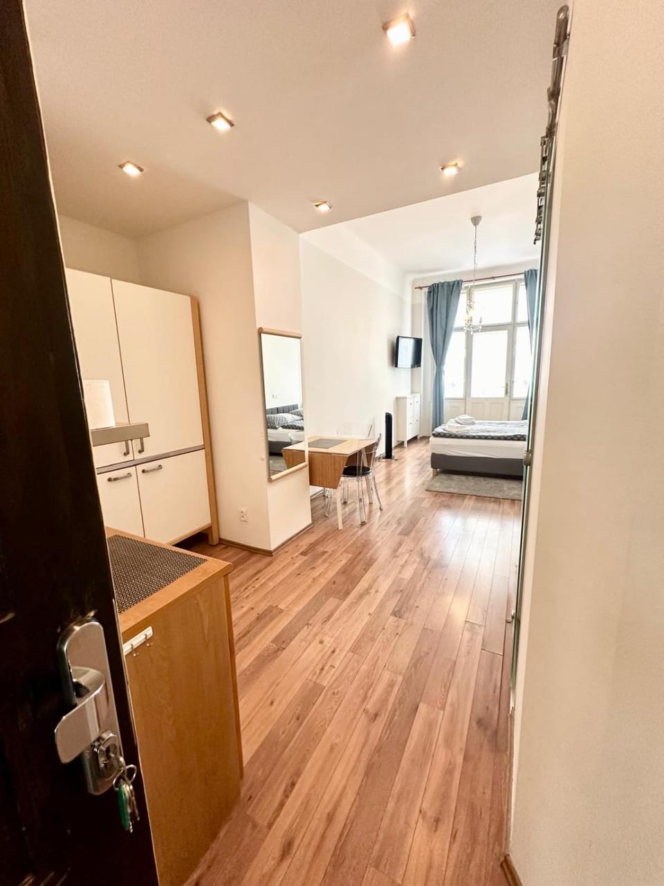 Kitchen or kitchenette, Living room, Photo of the whole room, Seating area, Bedroom