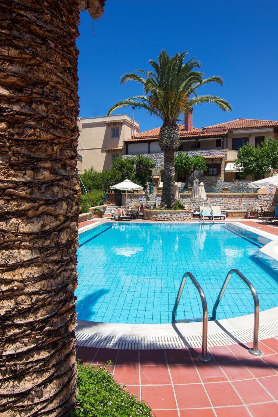 Swimming pool, Swimming pool