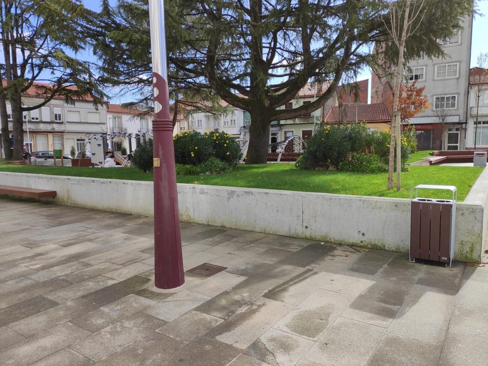 Neighbourhood, Children play ground