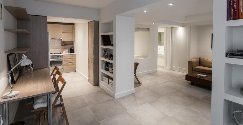 Library, Kitchen or kitchenette, Seating area, Dining area