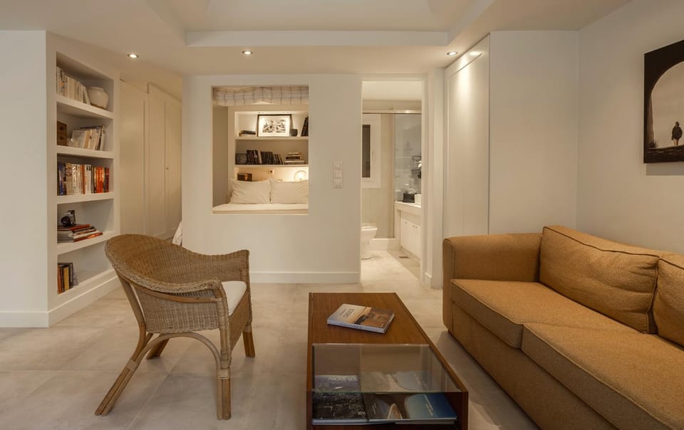 Library, Living room, Seating area