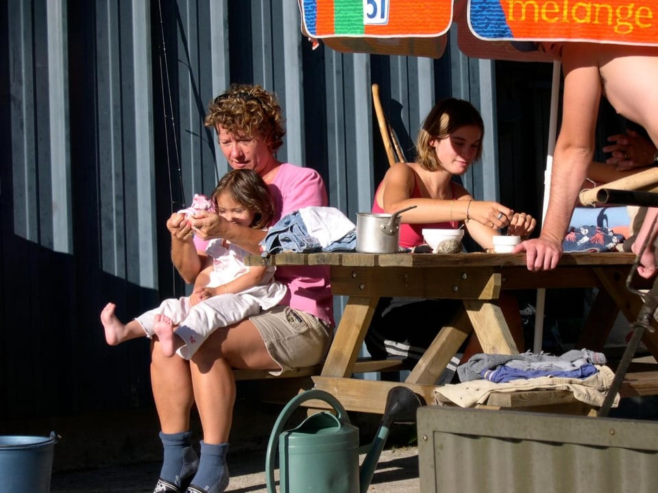 Breakfast, Family