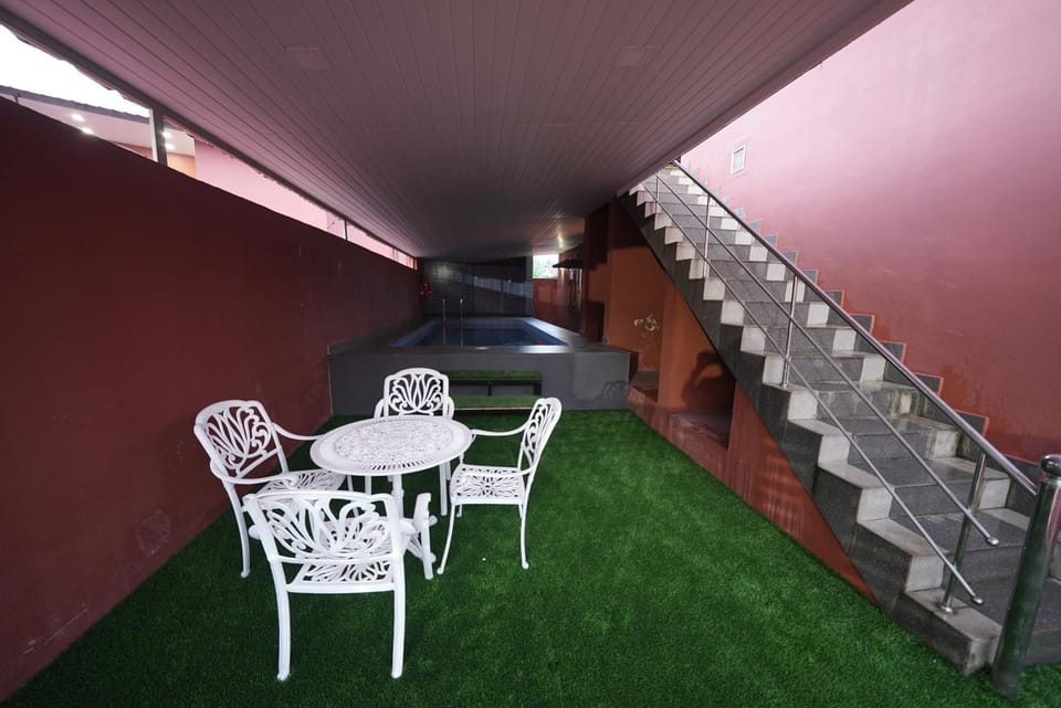 Saj Earth Resort , Cochin Airport Resort in Kochi