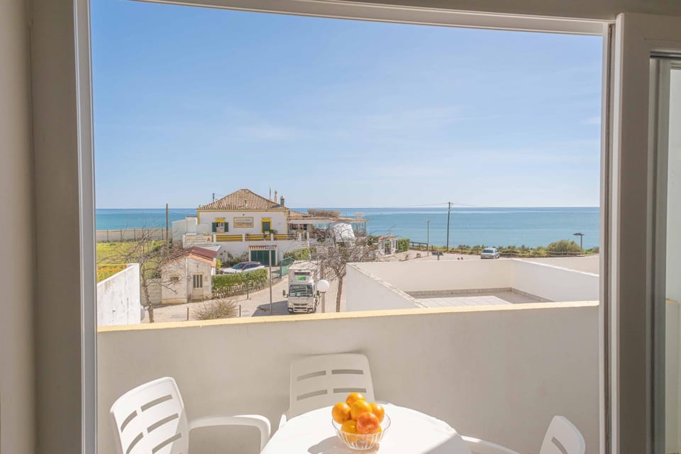 Natural landscape, Balcony/Terrace, Sea view