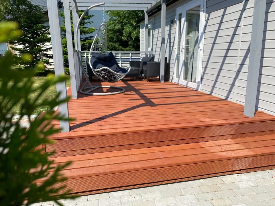 Balcony/Terrace, sunbed