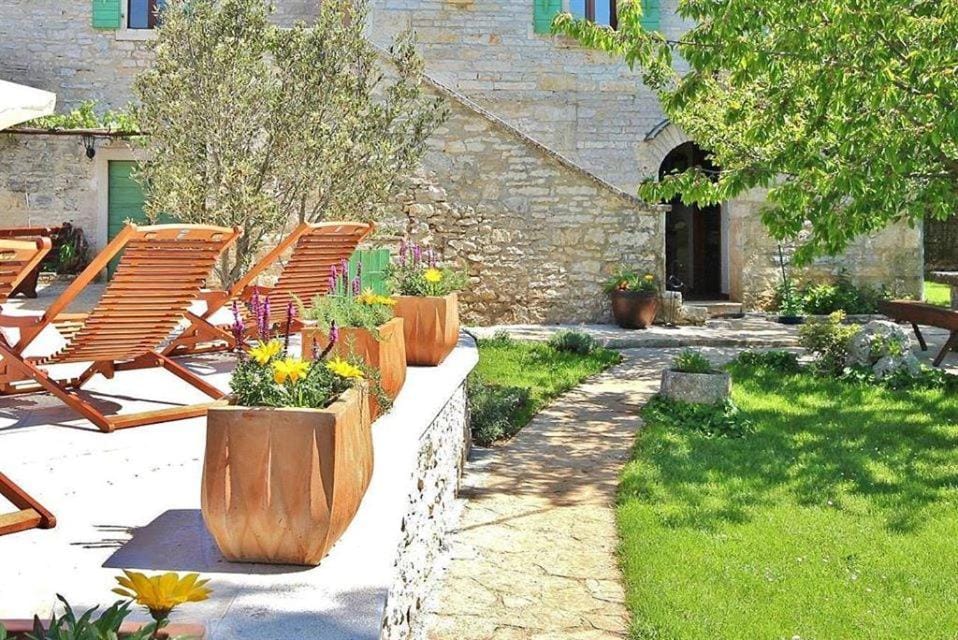 Villa Violica, Karnevali Villa in Istria County