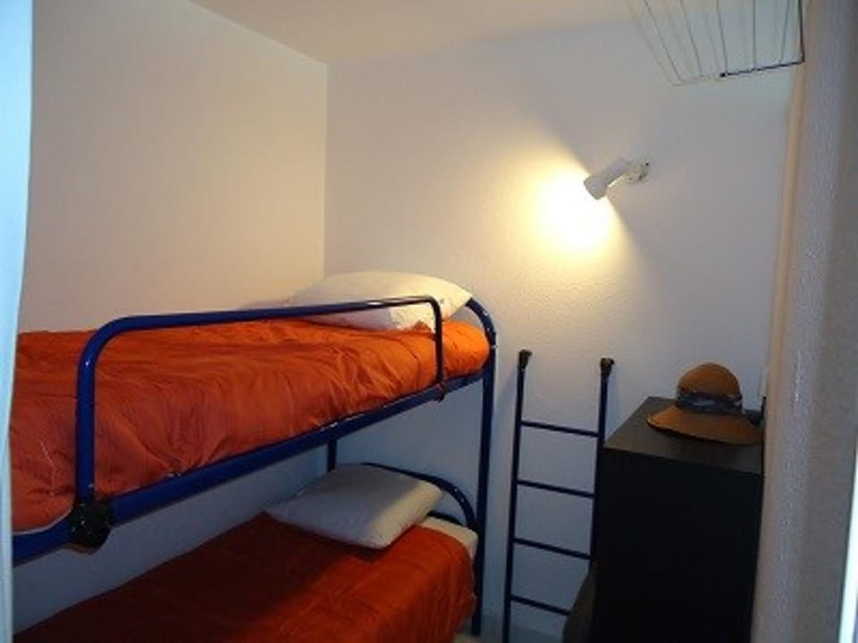 Appartement Climatisé, 4 Couchages, 1 Chambre + Cabine, Parking - FR-1-388-148 Cabin in Argeles-sur-Mer