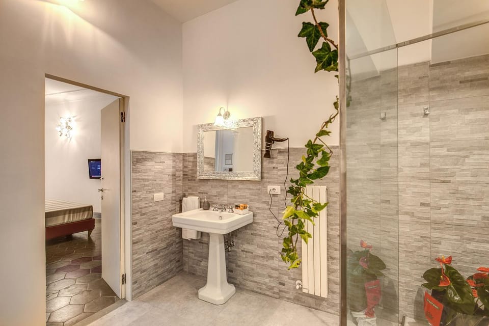 Shower, Bathroom, Bedroom