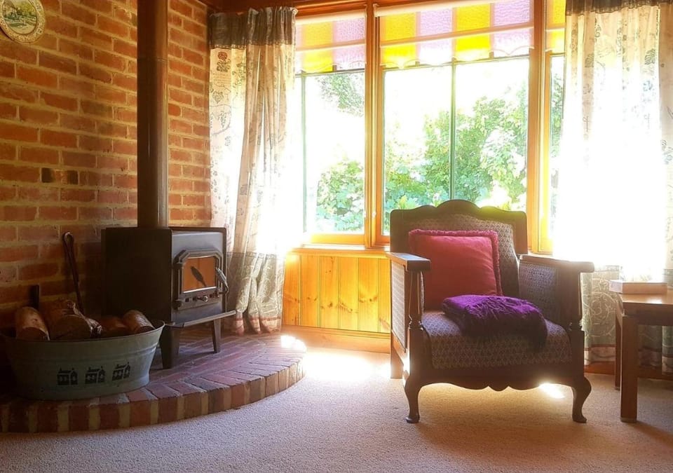 Living room, Seating area, flat iron