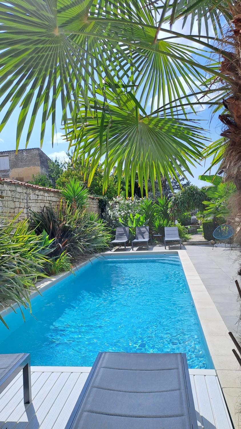 Patio, Pool view, Swimming pool, sunbed