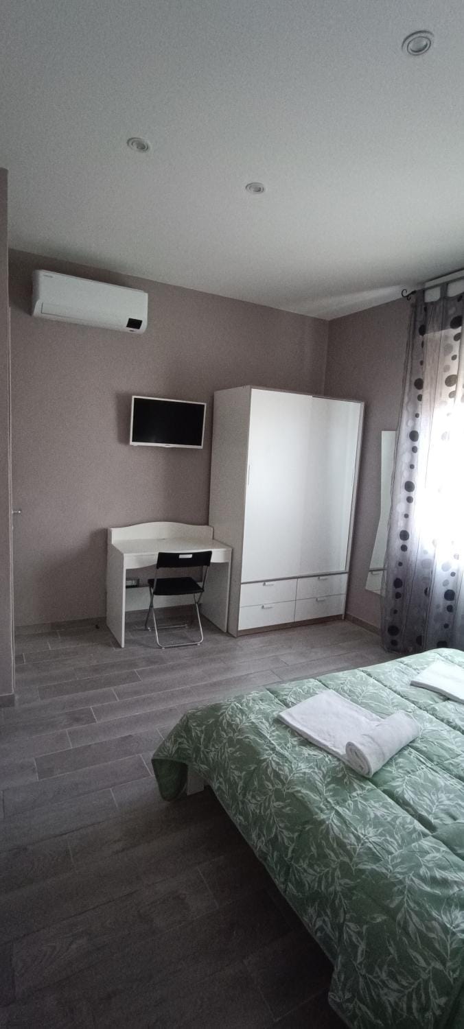 TV and multimedia, Photo of the whole room