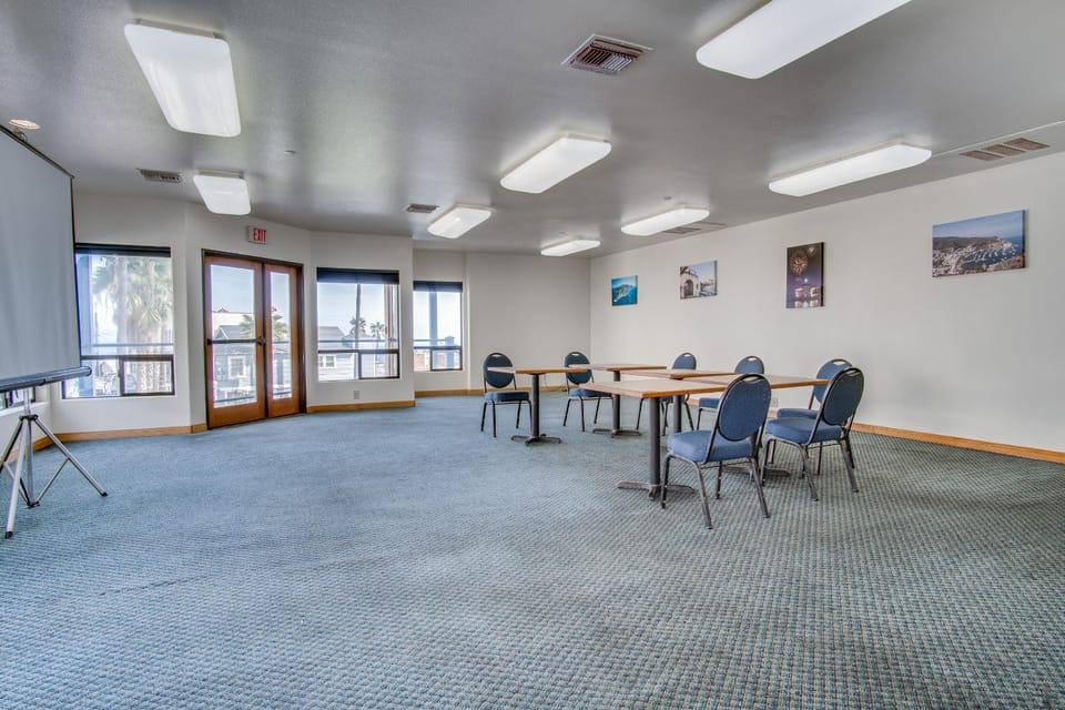 Meeting/conference room