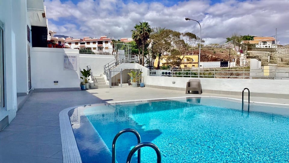 Los cristianos Vistas al mar y cerca de la playa Apartment in Los Cristianos