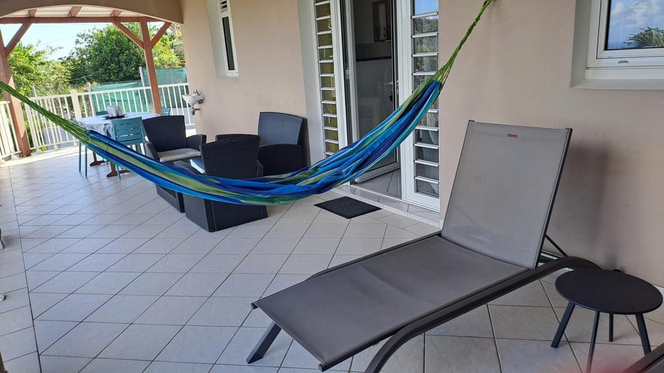 Patio, sunbed