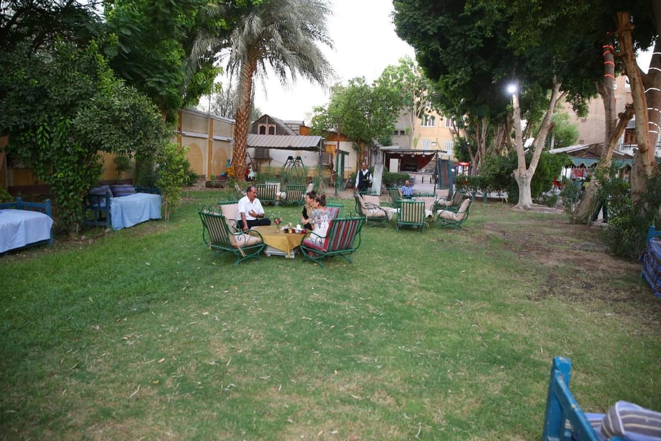 Rezeiky Hotel & Camp 您在盧克索的第二個家 Campground/ 
RV Resort in Luxor
