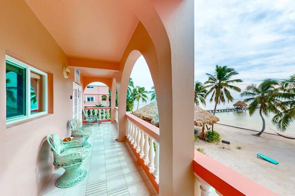 Palm @ Caribe Island House in Belize District