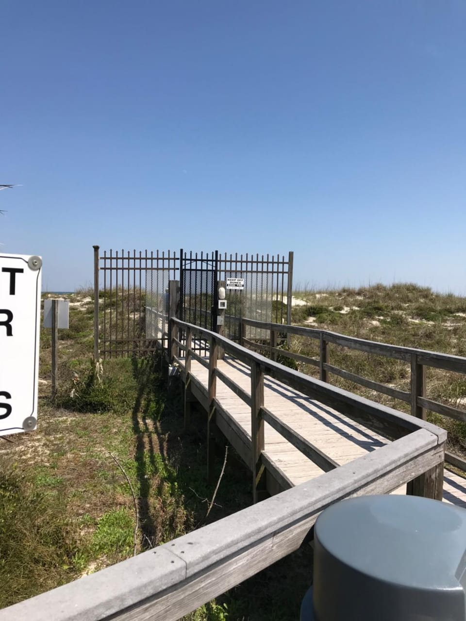 Nearby landmark, Communal lounge/ TV room, Natural landscape, BBQ facilities, Garden, Balcony/Terrace, Fitness centre/facilities, Fitness centre/facilities, Beach, Beach, Communal kitchen, Sea view