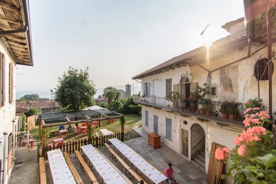 Patio, Neighbourhood, Balcony/Terrace
