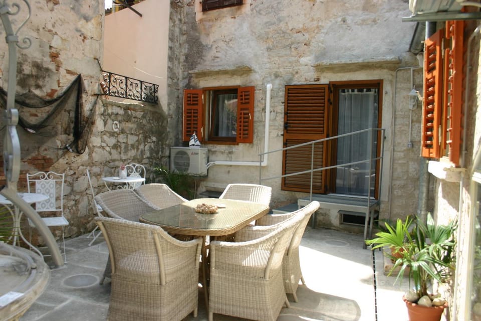 Balcony/Terrace, Balcony/Terrace