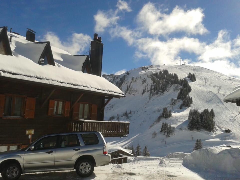 Facade/entrance, Winter, Ski School, Skiing, View (from property/room), Area and facilities