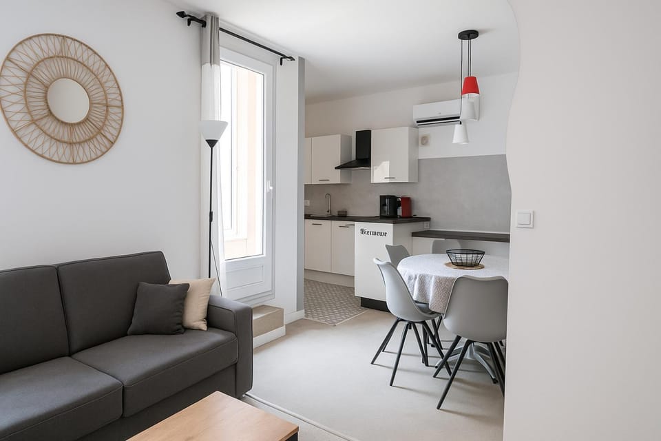 Appartement avec Terrasse Apartment in Narbonne