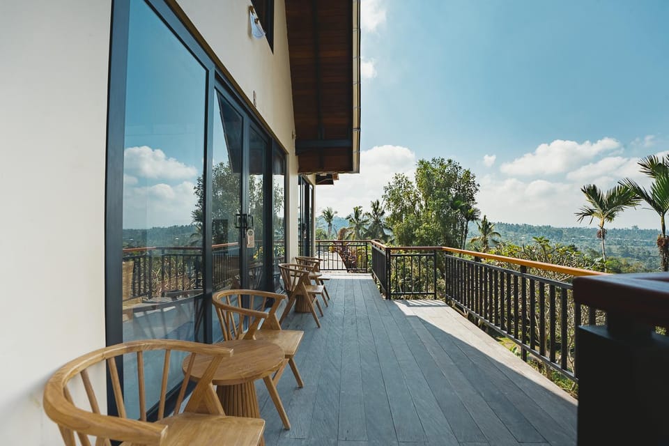 View (from property/room), Balcony/Terrace, Garden view