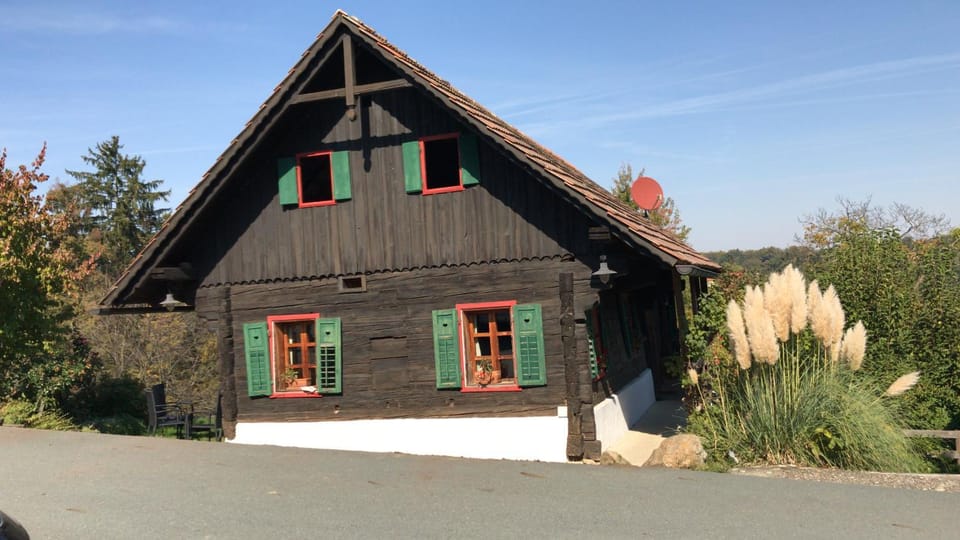 Weingut-Gästezimmer Pongratz Farm Stay in Styria
