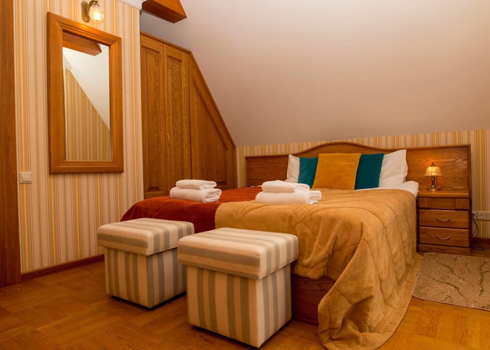 Bed, Bedroom