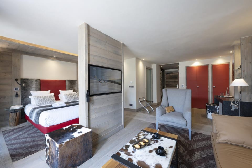 Living room, Photo of the whole room, Bedroom