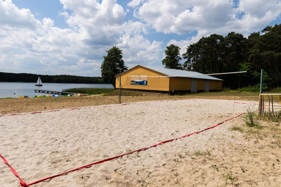 Activities, Beach, Area and facilities