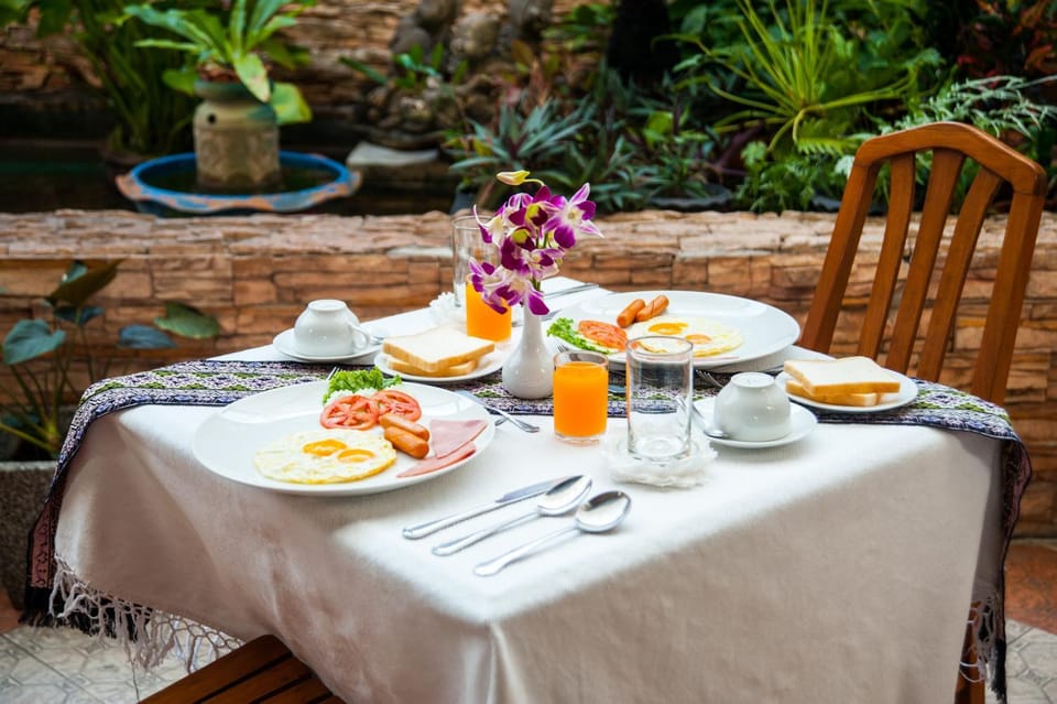 Food and drinks, On site, Food, American breakfast